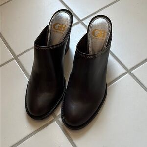 Gianni Bini Black Mules Sophisticated Slip-On Shoes